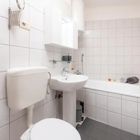 Apartament Beachfront Zeljko *