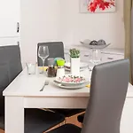דירה Beachfront Zeljko ספליט